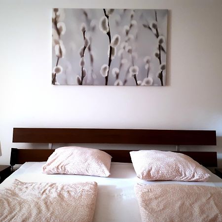 Gozsdu Suite Apartment Budapest Esterno foto