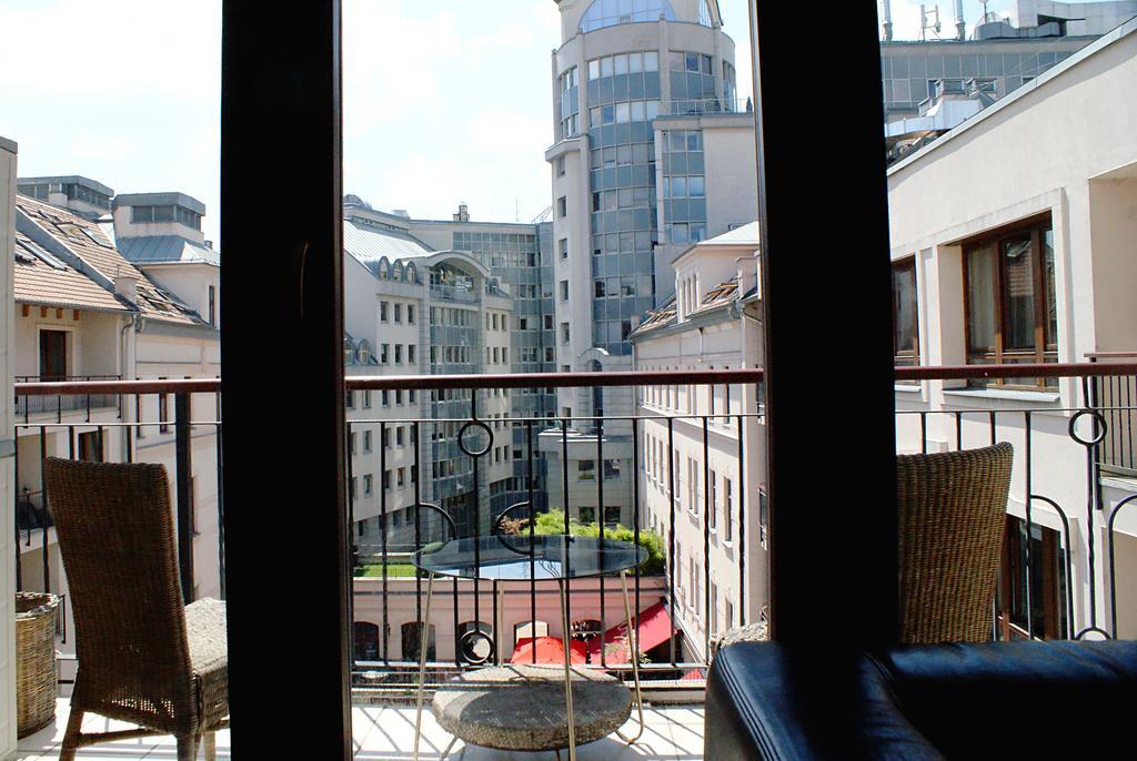 Gozsdu Suite Apartment Budapest Esterno foto