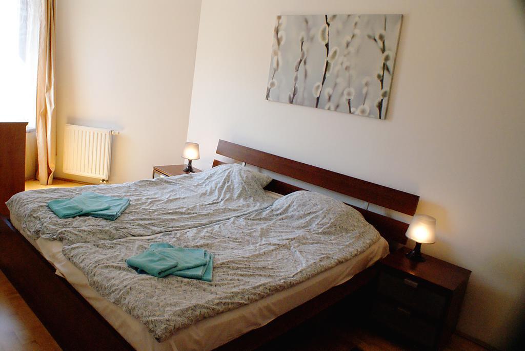 Gozsdu Suite Apartment Budapest Esterno foto
